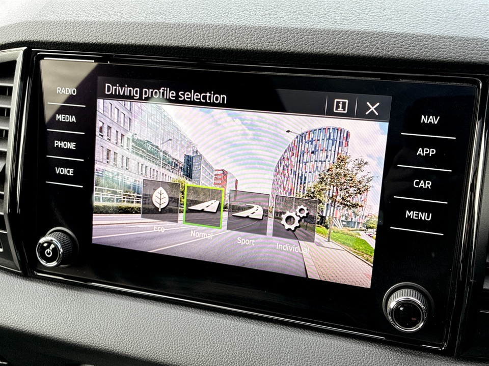 Used Skoda Karoq 2022 for sale - 77629566: Photo 42