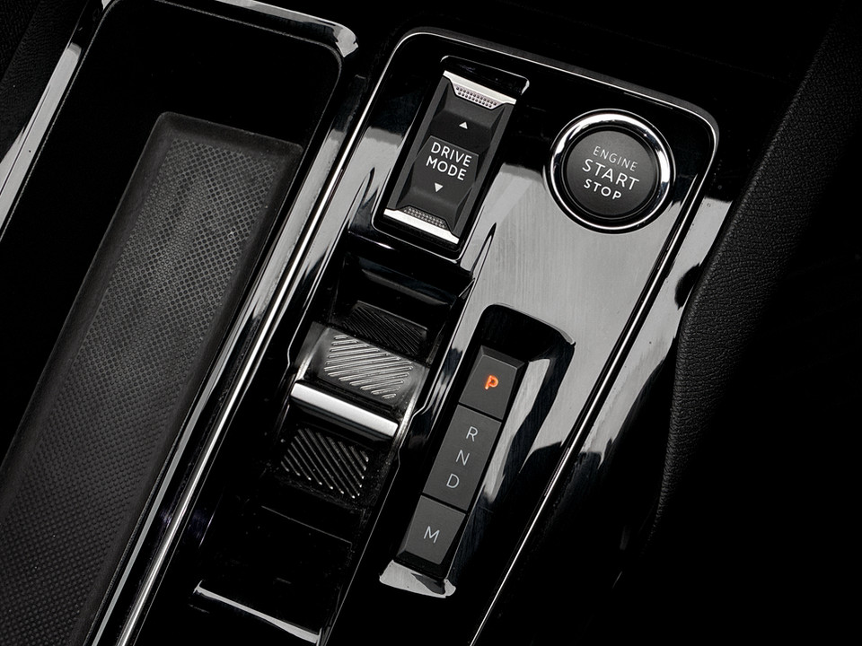 Used Peugeot 3008 2023 for sale - 77604231: Photo 23