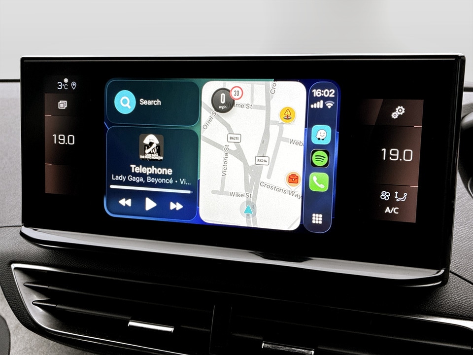 Used Peugeot 3008 2023 for sale - 77604231: Photo 38