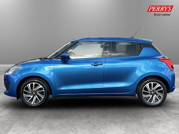 Used Suzuki Swift 2021 for sale - 77997812: Photo