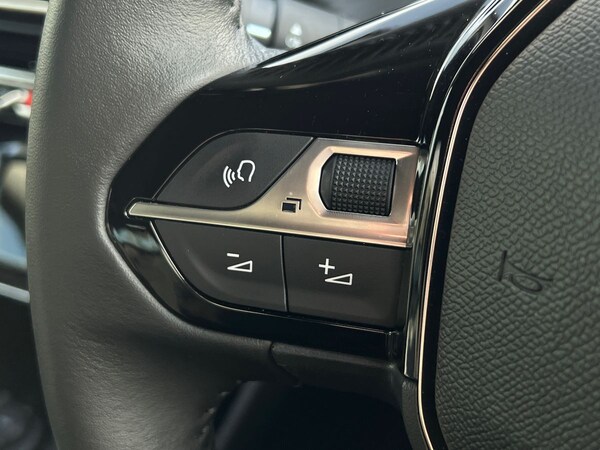 Used Peugeot 2008 2024 for sale - 76220033: Photo 17