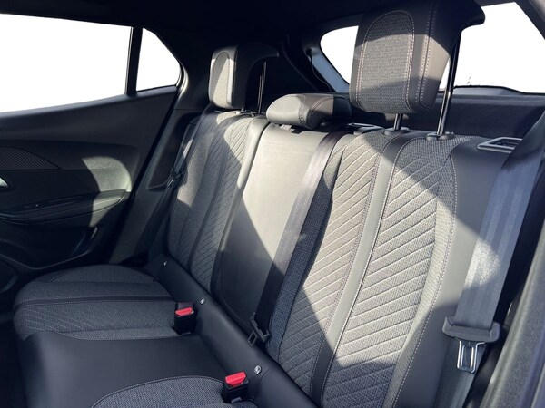 Used Peugeot 2008 2024 for sale - 76220033: Photo 20