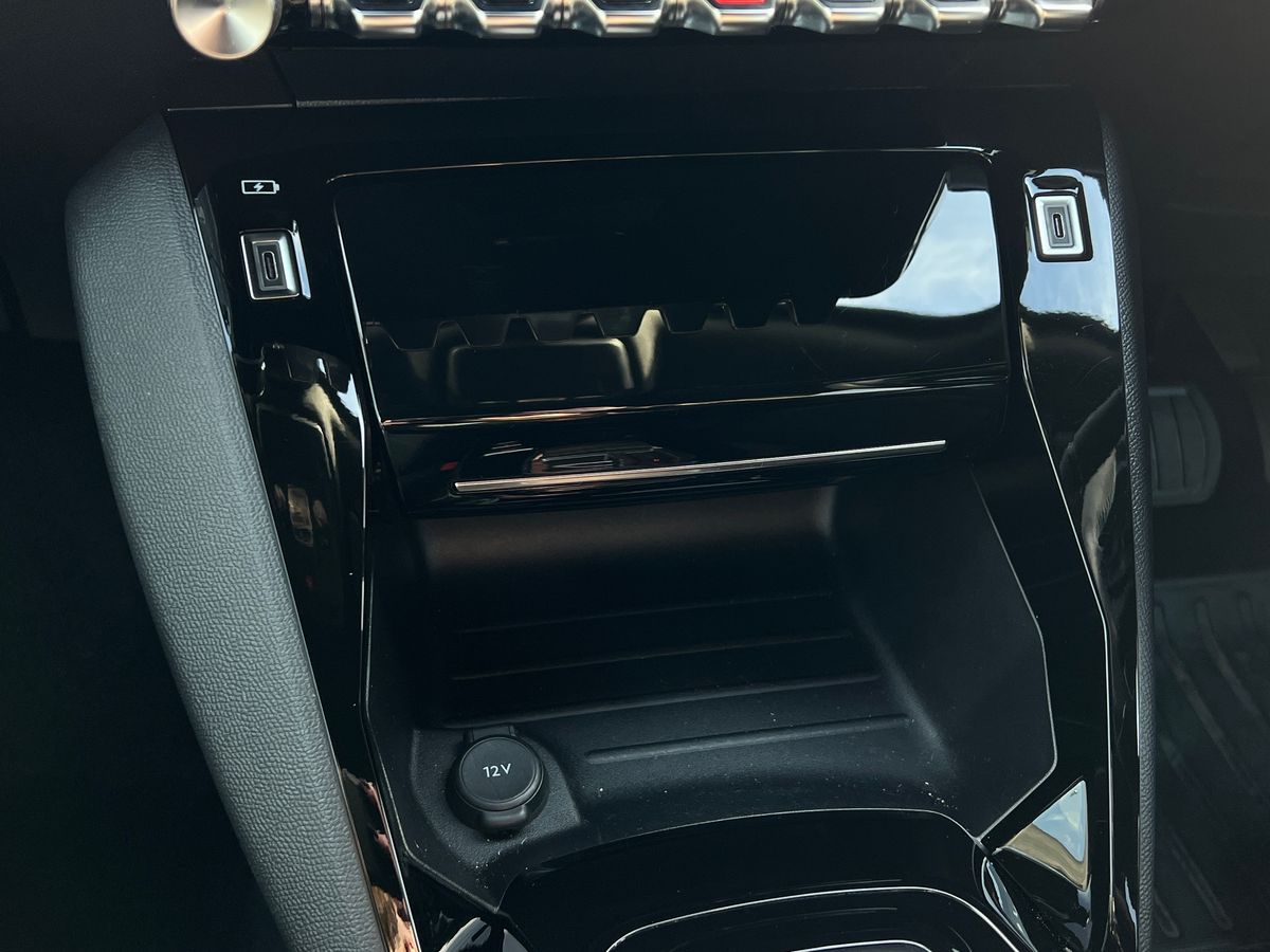 Used Peugeot 2008 2024 for sale - 76220033: Photo 34