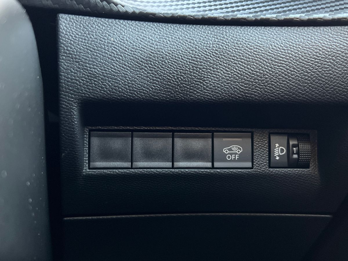 Used Peugeot 2008 2024 for sale - 76220033: Photo 39