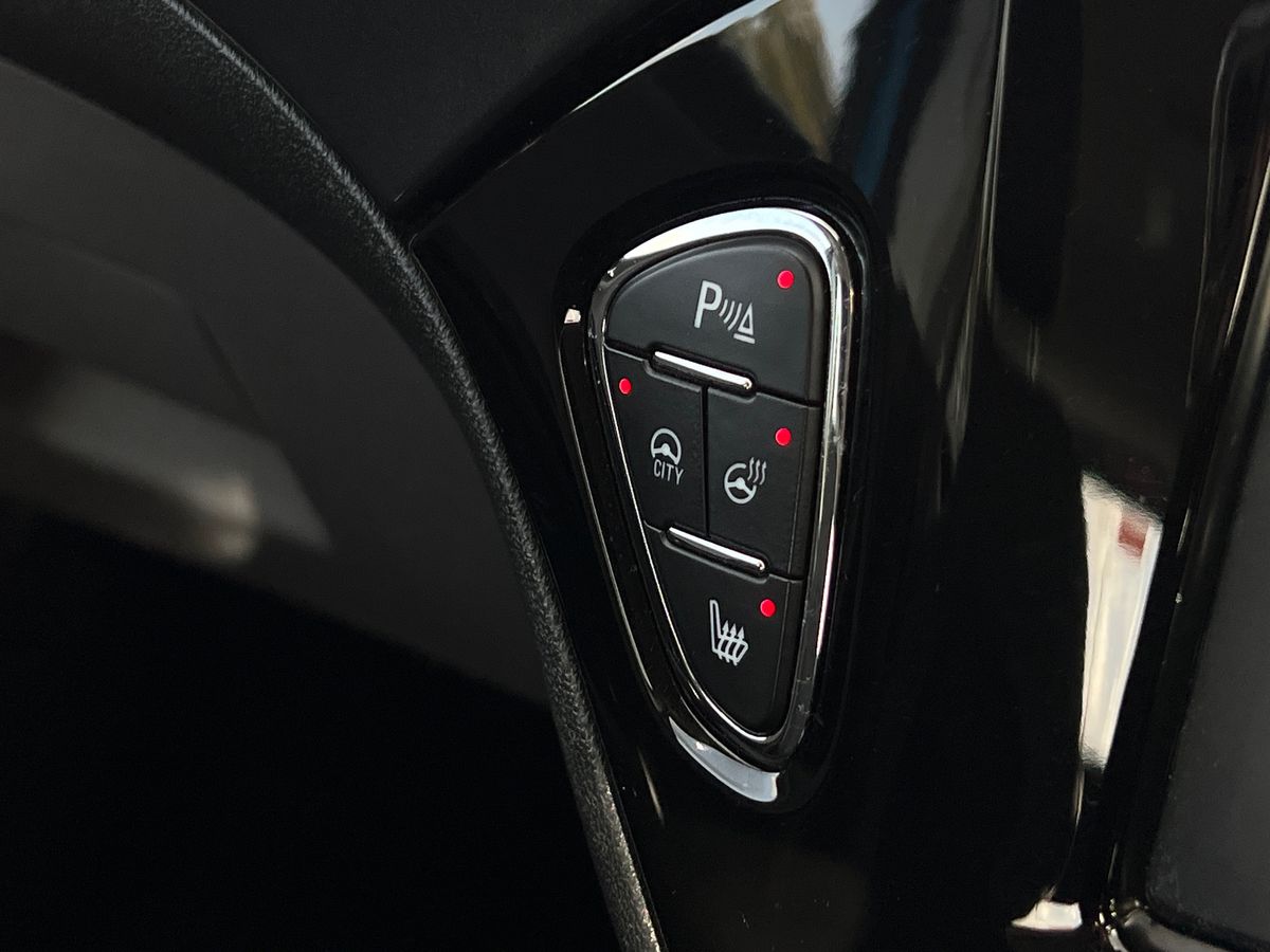 Used Vauxhall Corsa 2017 for sale - 76412742: Photo 38