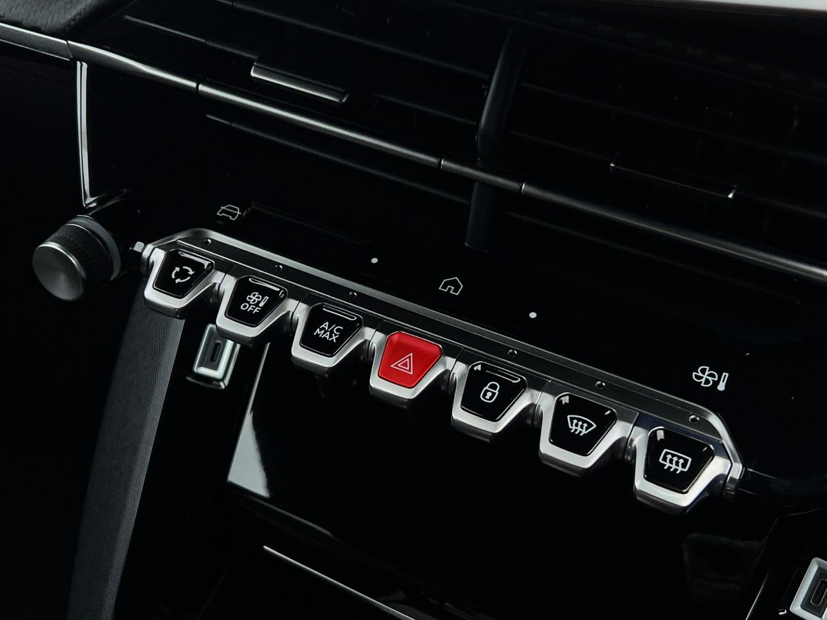 Used Peugeot 2008 2025 for sale - 76462319: Photo 37