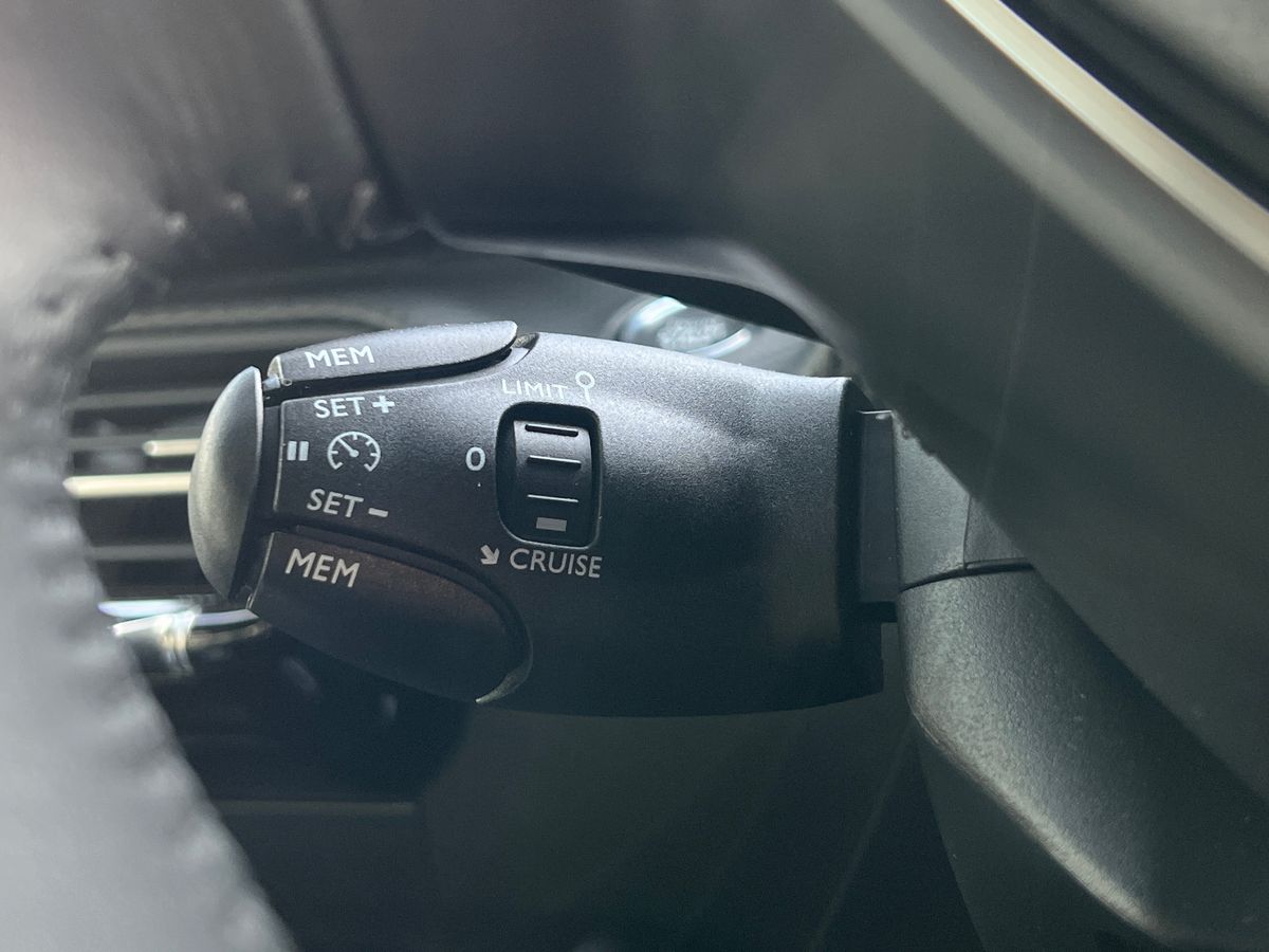 Used Peugeot 2008 2024 for sale - 77516907: Photo 38