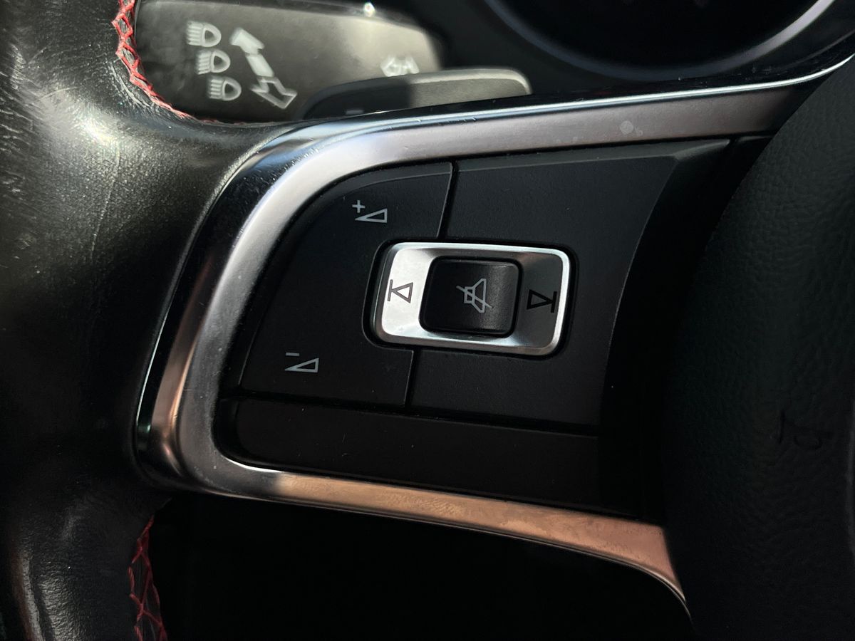 Used Volkswagen Polo 2016 for sale - 76612004: Photo 16