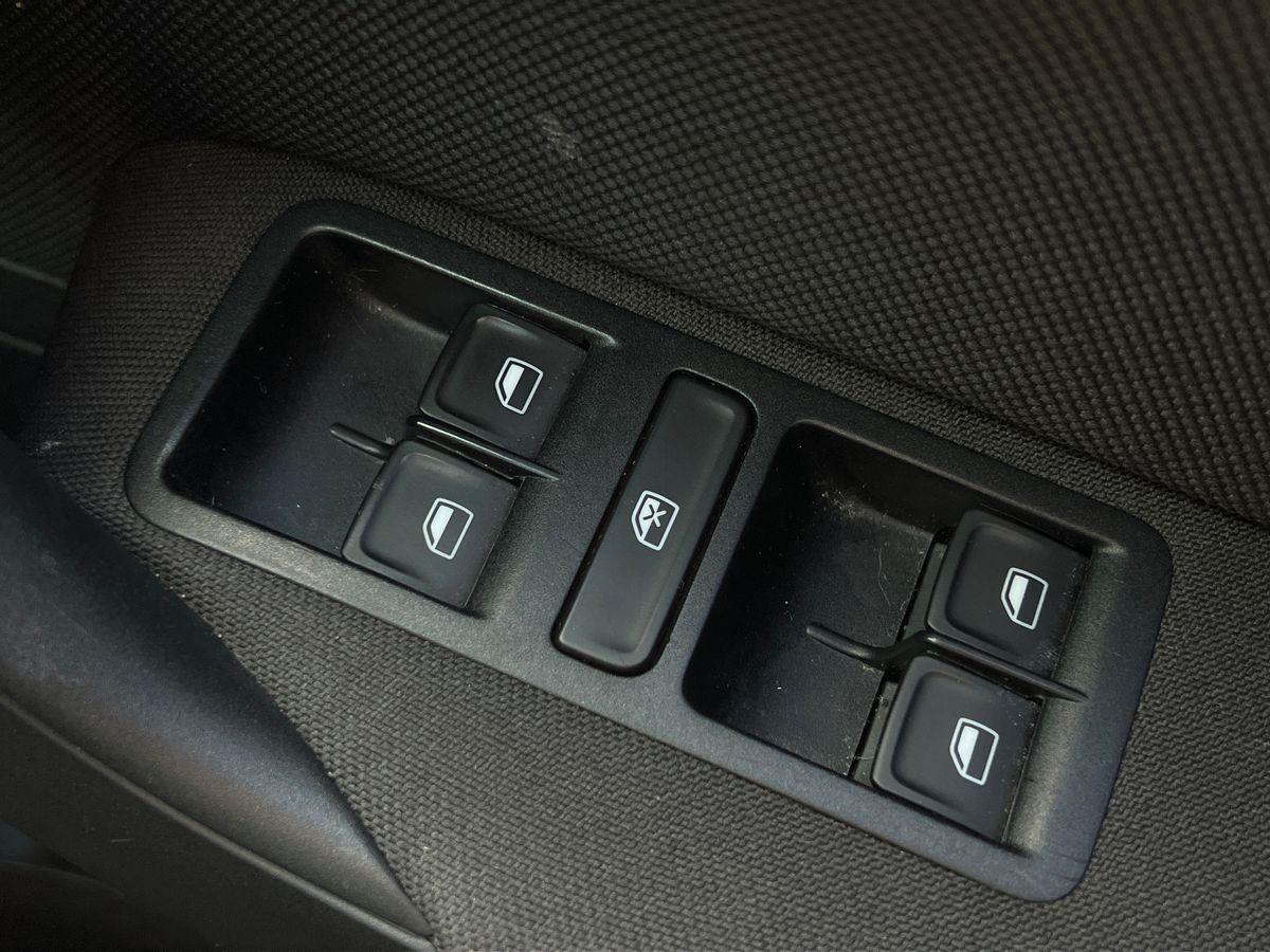 Used Volkswagen Polo 2016 for sale - 76612004: Photo 18