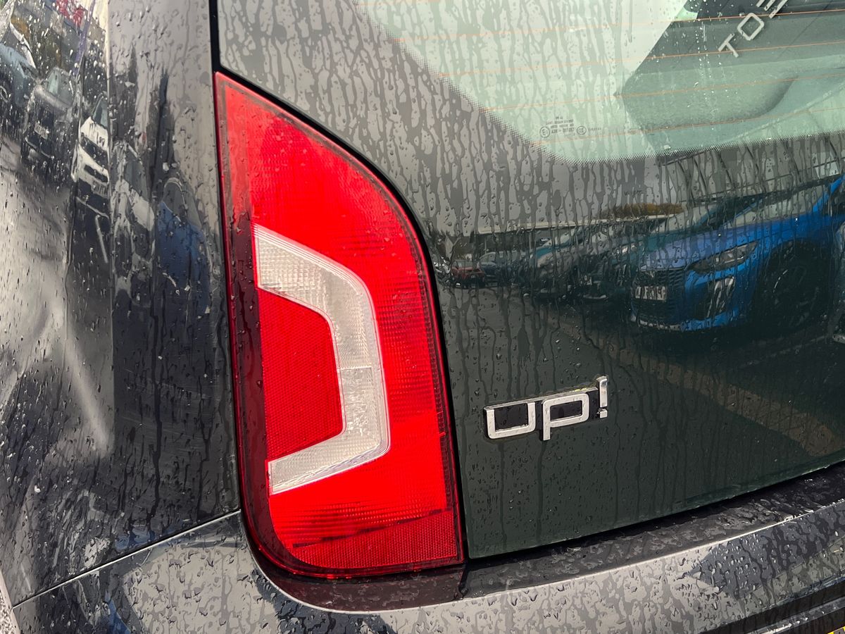 Used Volkswagen up! 2013 for sale - 76425979: Photo 25