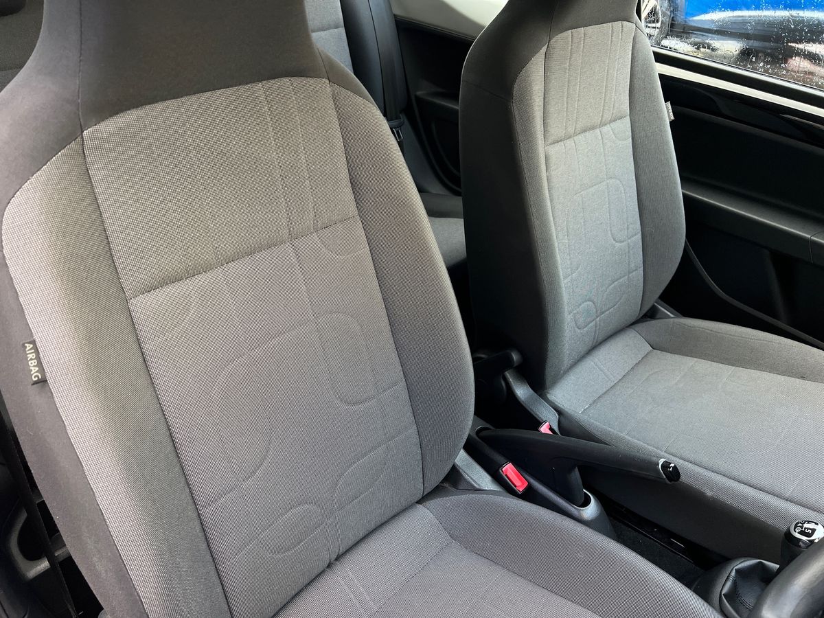 Used Volkswagen up! 2013 for sale - 76425979: Photo 33