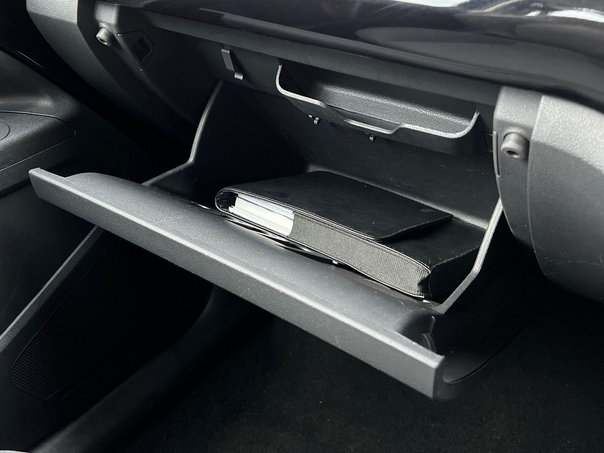 Used Volkswagen up! 2013 for sale - 76425979: Photo 38