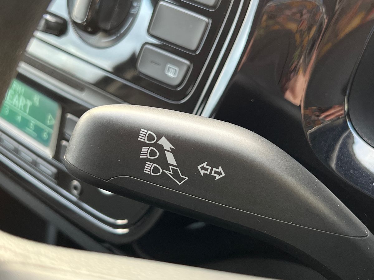 Used Volkswagen up! 2013 for sale - 76425979: Photo 41