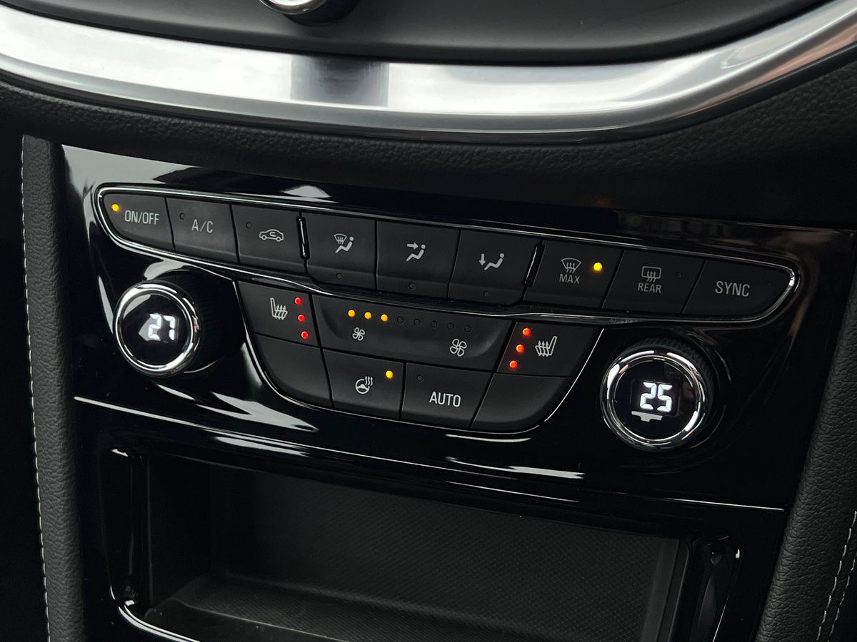 Used Vauxhall Astra 2021 for sale - 76542371: Photo 12