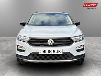 Used Volkswagen T-Roc 2018 for sale - 77797159: Photo