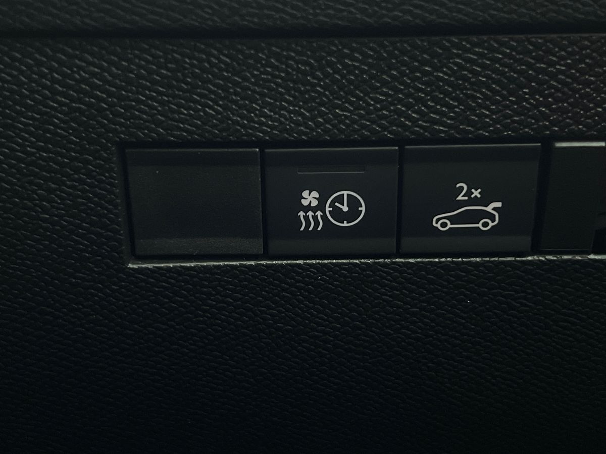 Used Vauxhall Astra 2024 for sale - 76650495: Photo 38