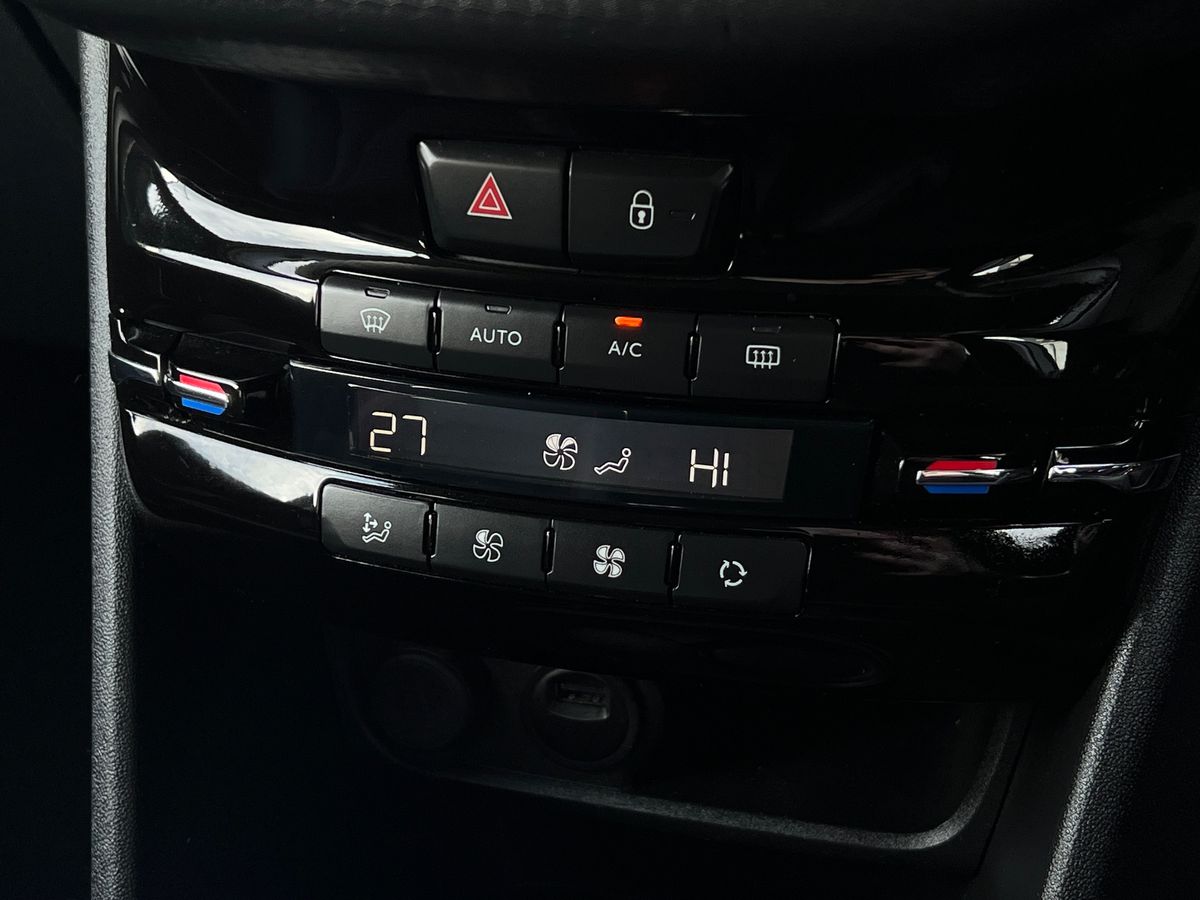 Used Peugeot 208 2019 for sale - 76957944: Photo 12