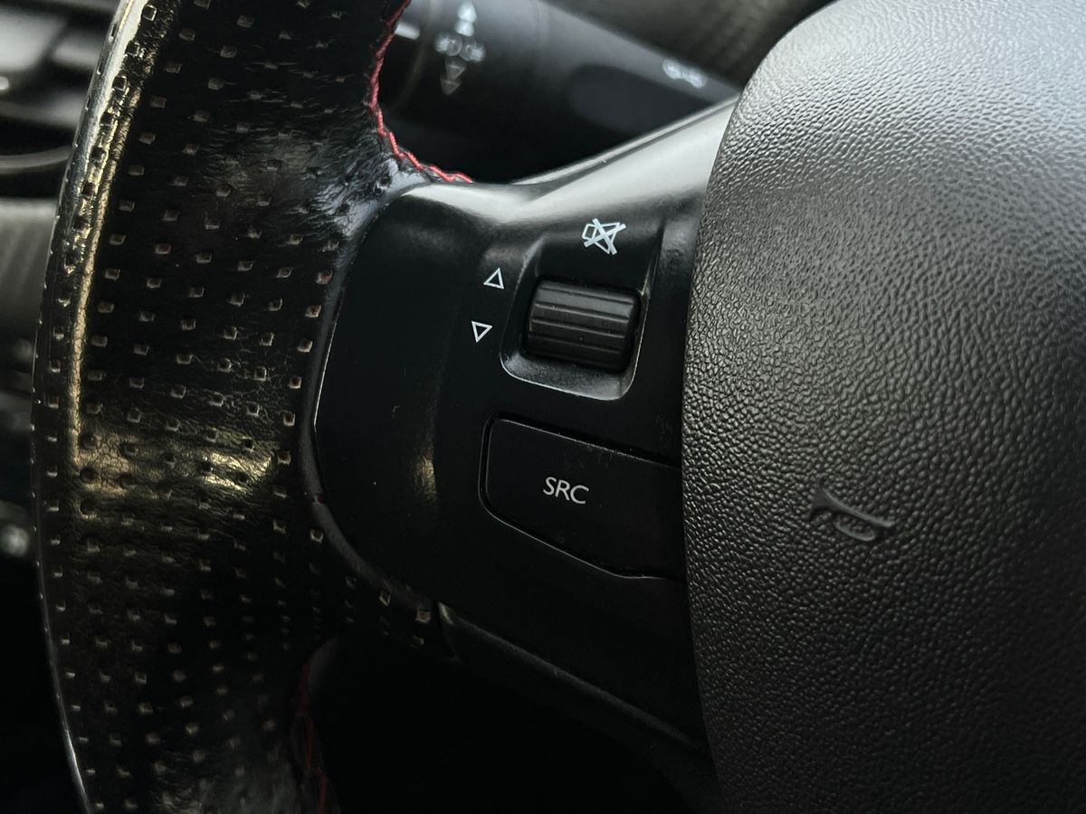 Used Peugeot 208 2019 for sale - 76957944: Photo 16