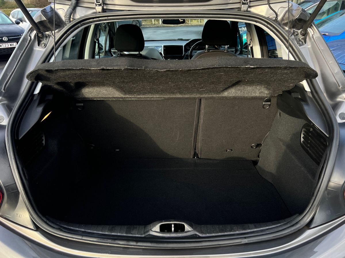 Used Peugeot 208 2019 for sale - 76957944: Photo 20