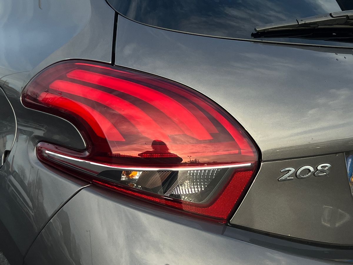 Used Peugeot 208 2019 for sale - 76957944: Photo 25