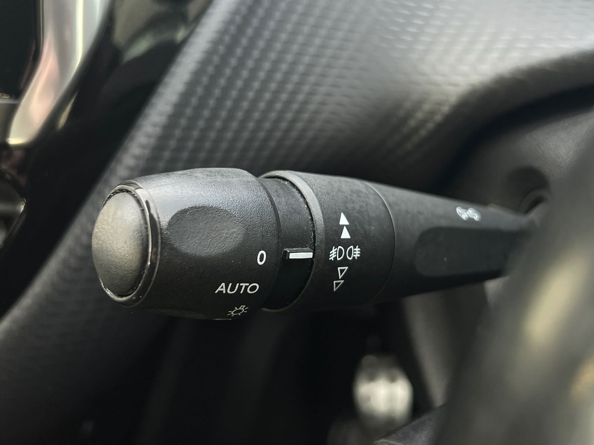 Used Peugeot 208 2019 for sale - 76957944: Photo 39