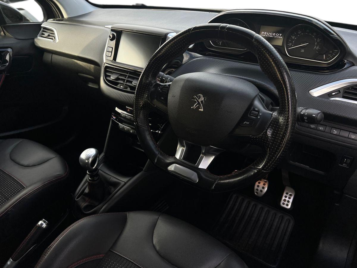 Used Peugeot 208 2019 for sale - 76957944: Photo 8