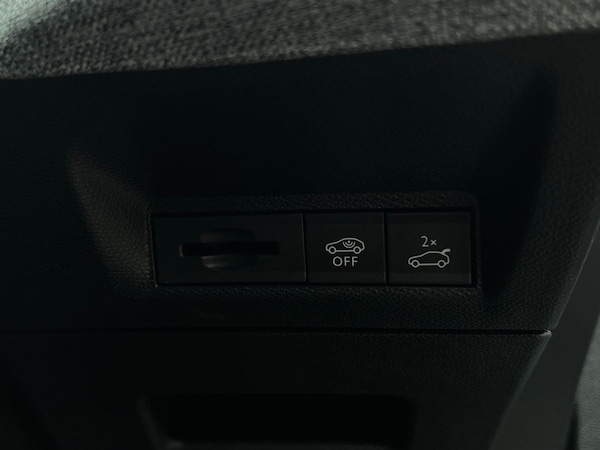 Used Peugeot 3008 2025 for sale - 76311029: Photo 37