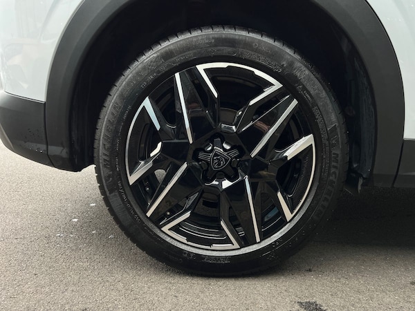 Used Peugeot 3008 2025 for sale - 76311029: Photo 8