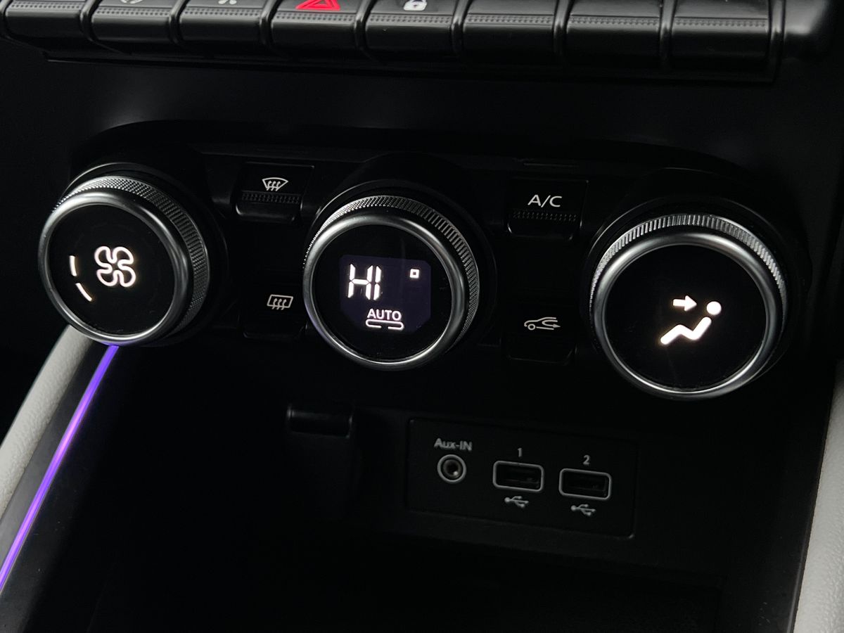 Used Renault Clio 2023 for sale - 76980161: Photo 12