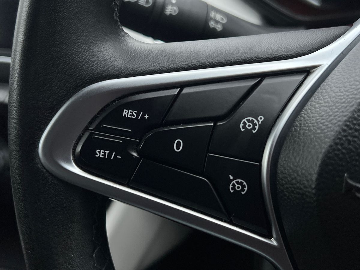 Used Renault Clio 2023 for sale - 76980161: Photo 16