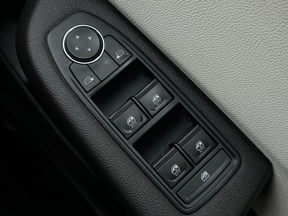 Used Renault Clio 2023 for sale - 76980161: Photo 18