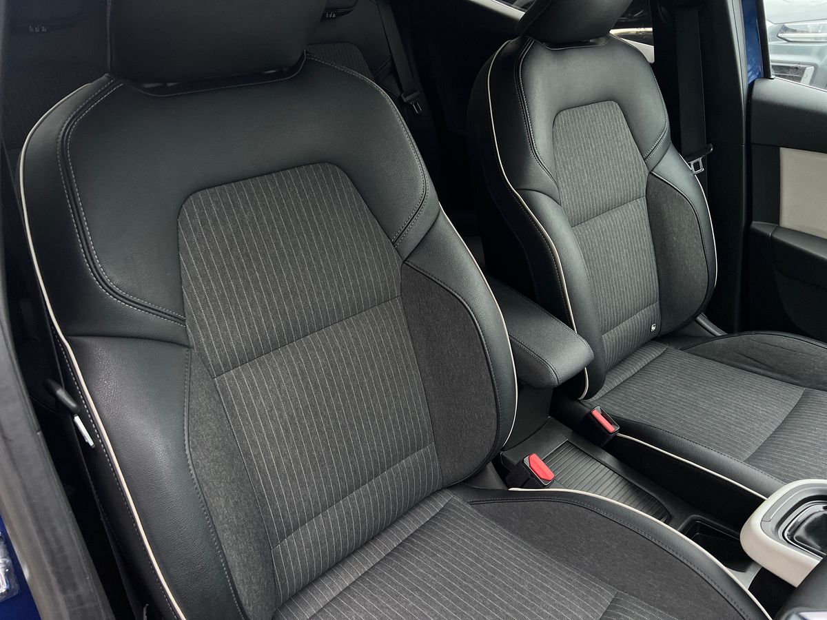 Used Renault Clio 2023 for sale - 76980161: Photo 32