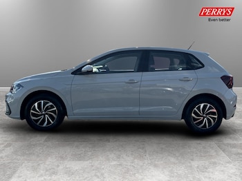 Used Volkswagen Polo 2023 for sale - 77398653: Photo