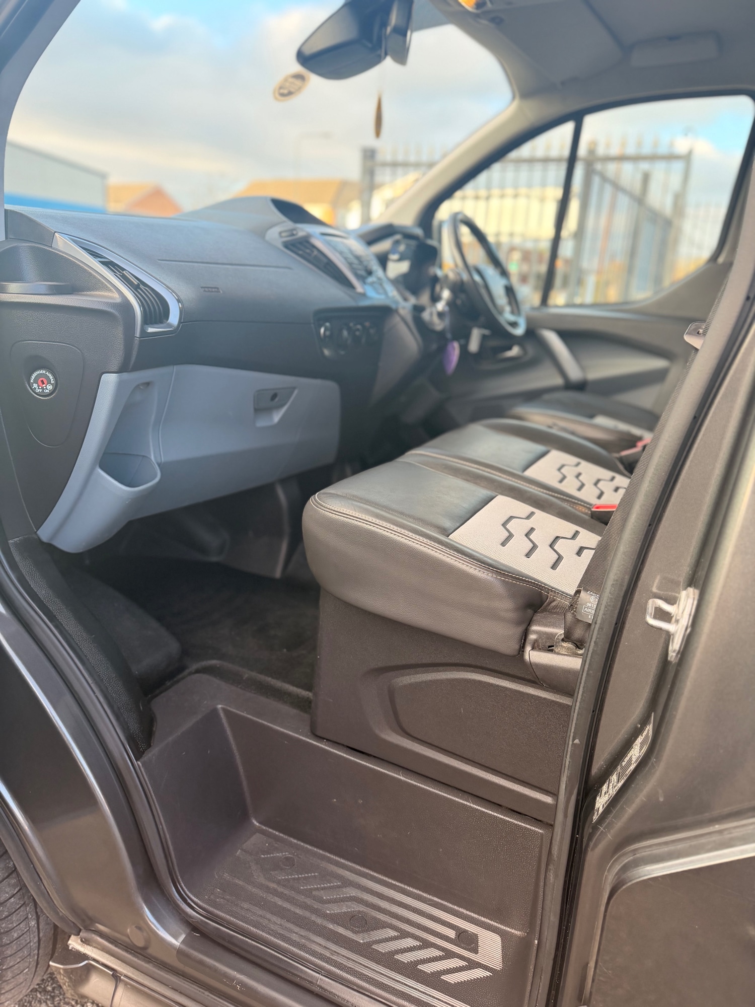 Used Ford Transit Custom 2015 for sale - 77449607: Photo 11