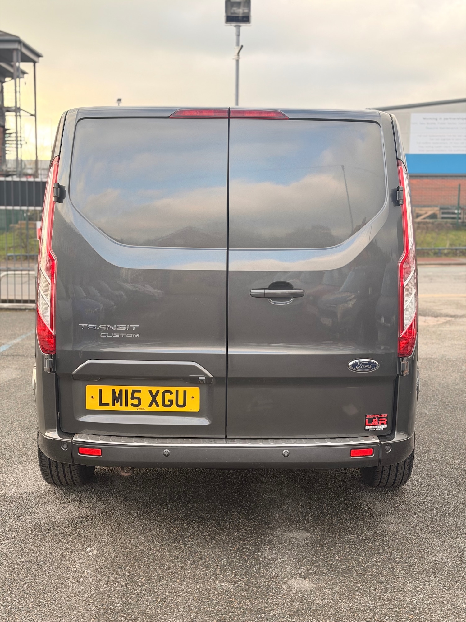 Used Ford Transit Custom 2015 for sale - 77449607: Photo 4