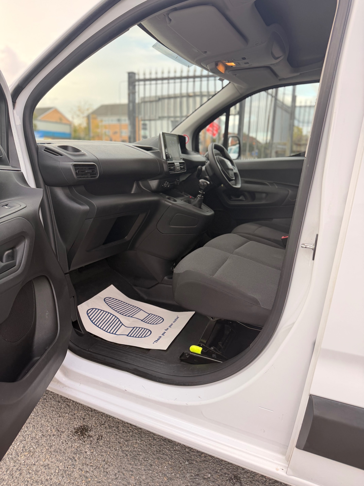 Used Peugeot Partner 2023 for sale - 76357478: Photo 12