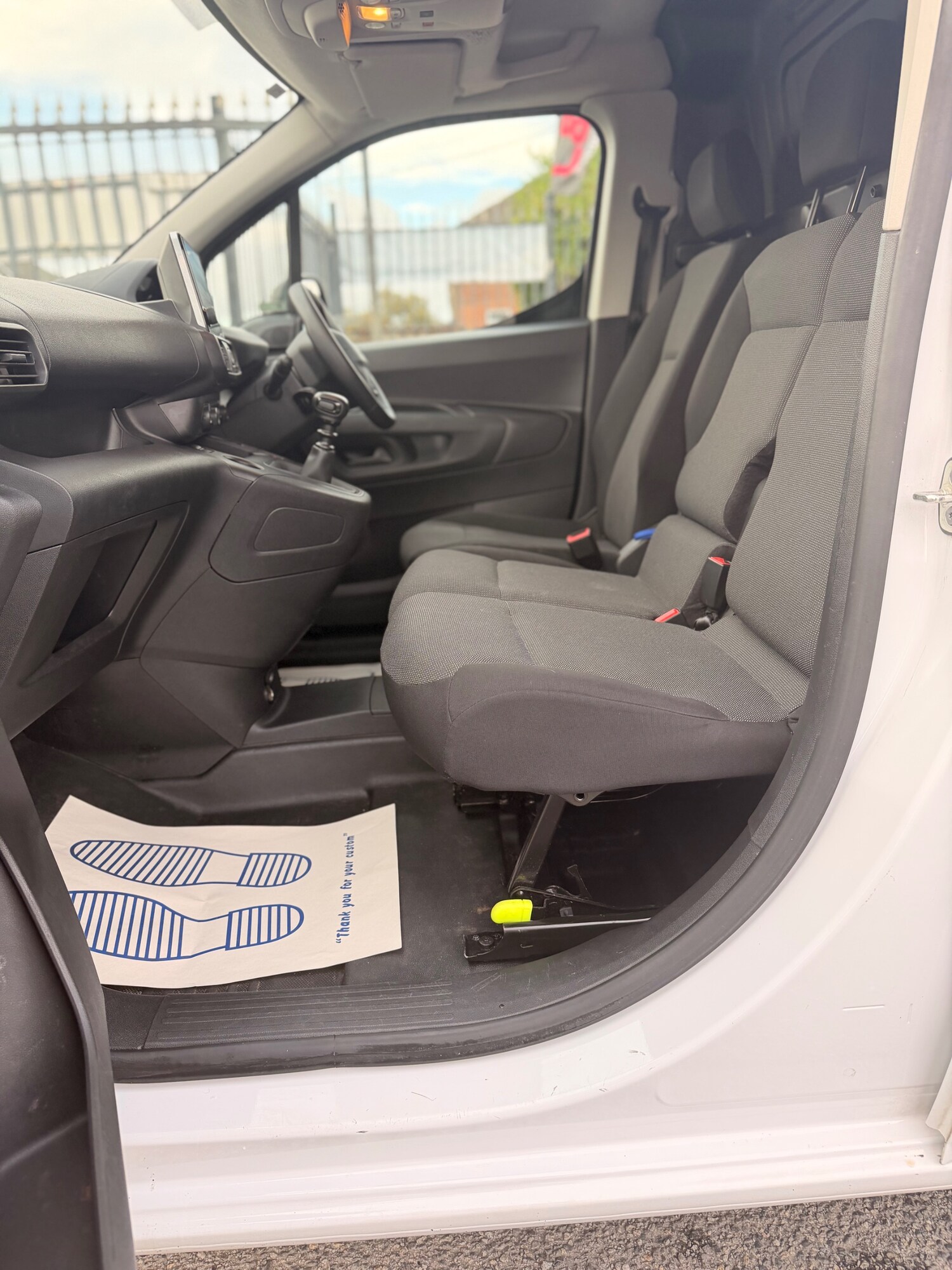 Used Peugeot Partner 2023 for sale - 76357478: Photo 13