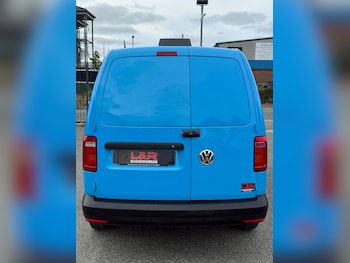 Used Volkswagen Caddy Maxi 2016 for sale - 79567583: Photo