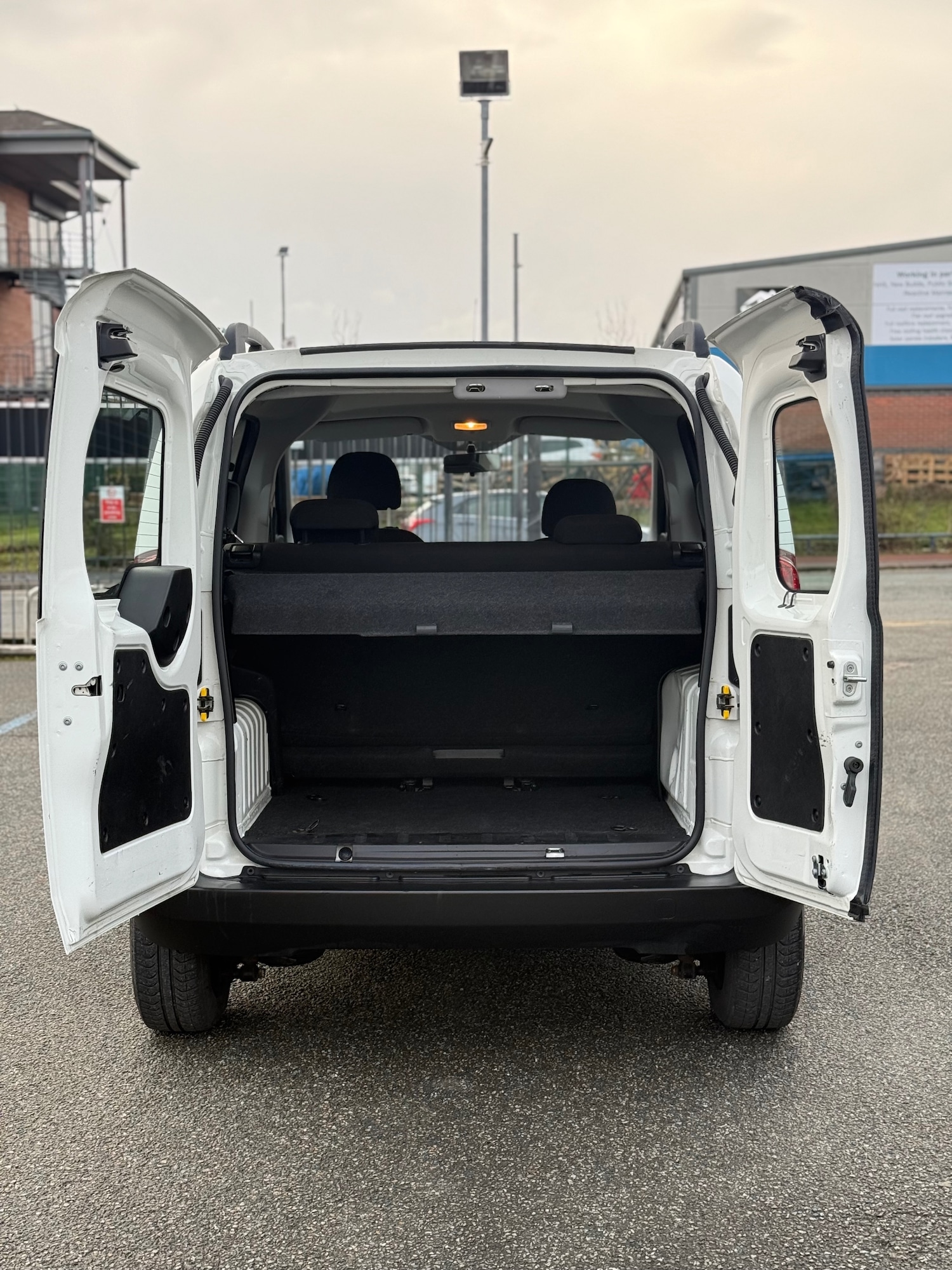 Used Fiat Fiorino 2018 for sale - 76855333: Photo 10
