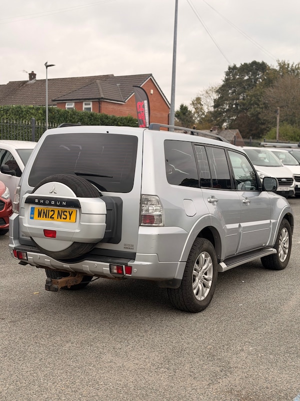 Used Mitsubishi Shogun 2012 for sale - 76314129: Photo 8