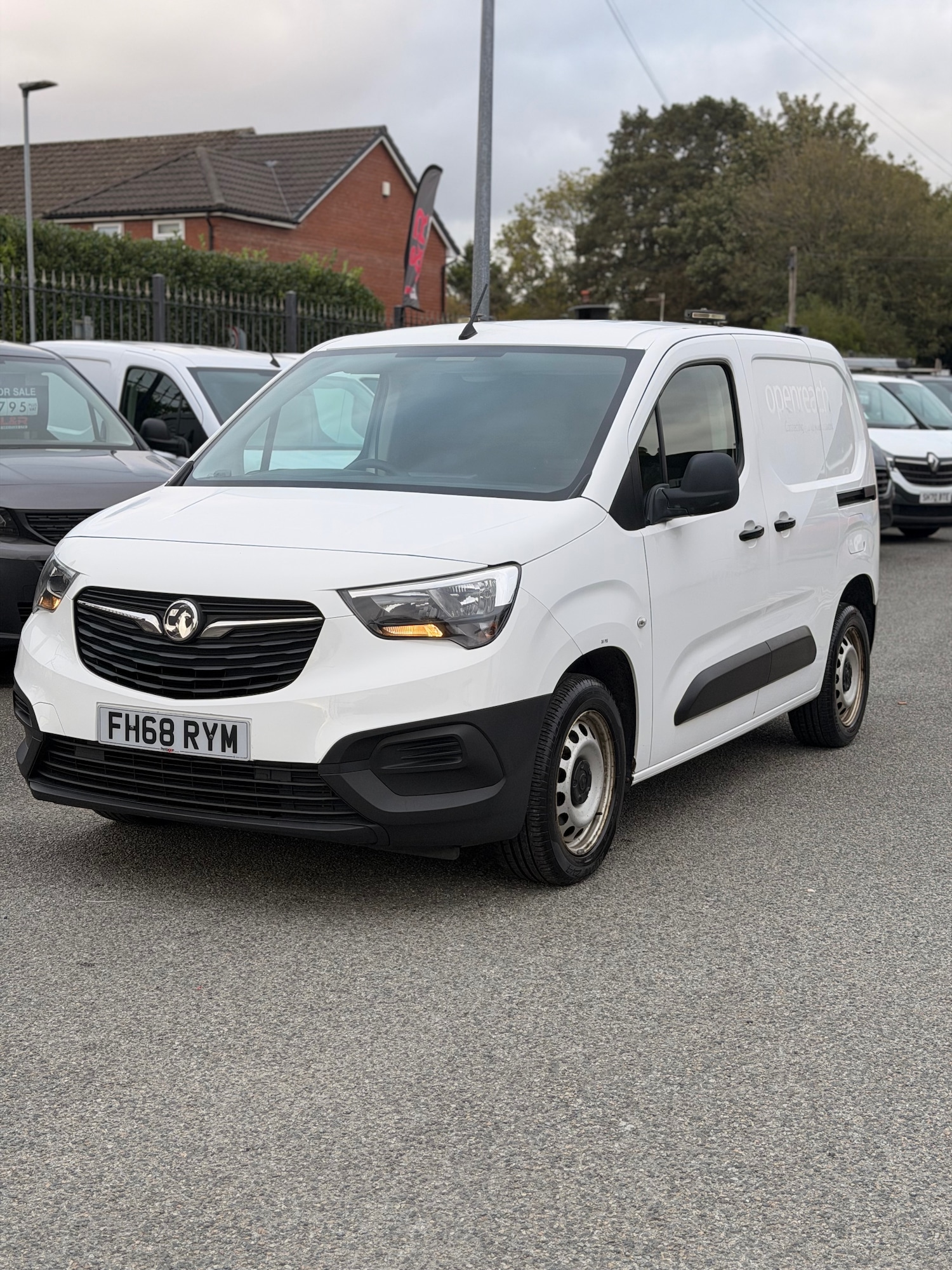 Used Vauxhall Combo 2019 for sale - 76218021: Photo 1