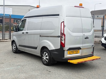 Used Ford Transit Custom 2015 for sale - 79359509: Photo