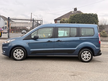 Used Ford Grand Tourneo Connect 2020 for sale - 77449897: Photo
