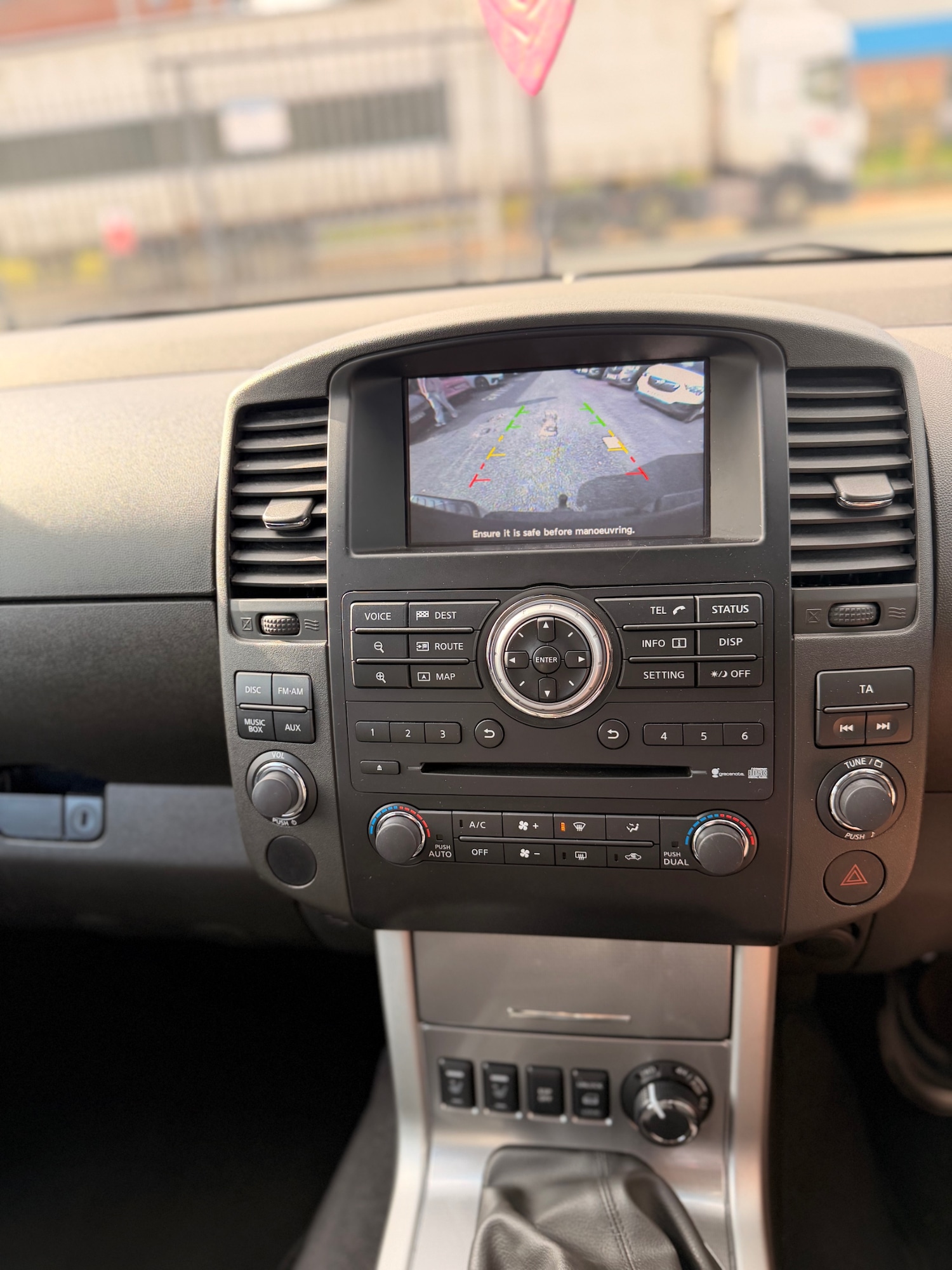 Used Nissan Navara 2013 for sale - 76347430: Photo 14