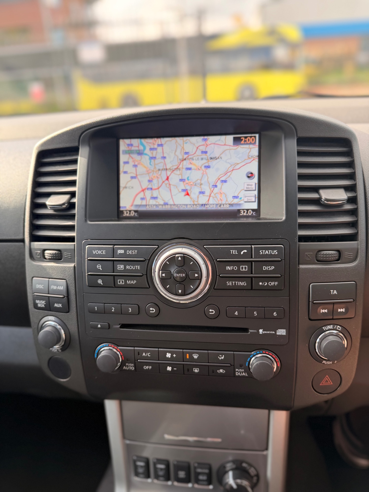 Used Nissan Navara 2013 for sale - 76347430: Photo 15