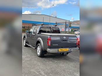 Used Nissan Navara 2013 for sale - 76347430: Photo
