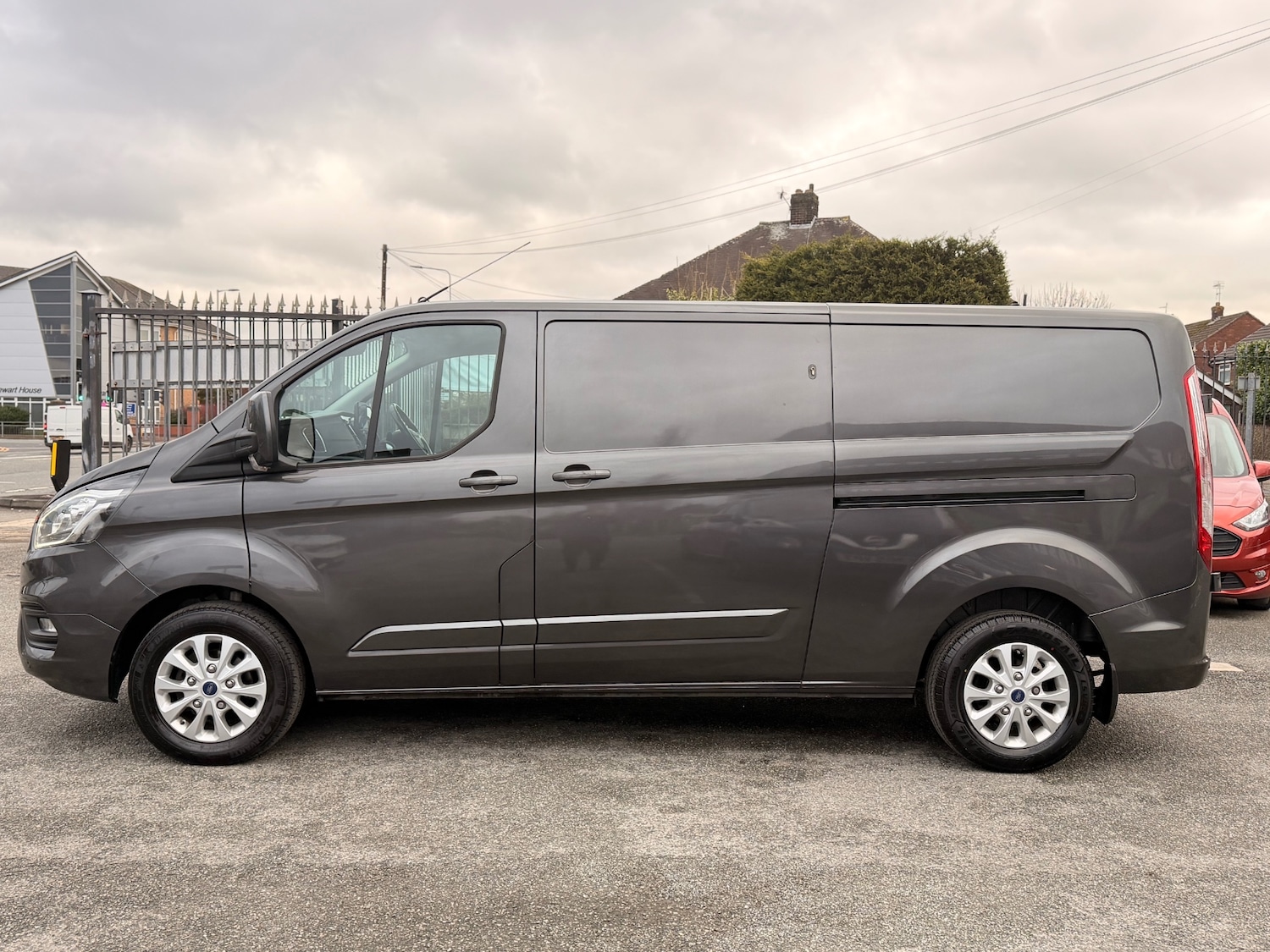 Used Ford Transit Custom 2021 for sale - 77300532: Photo 2