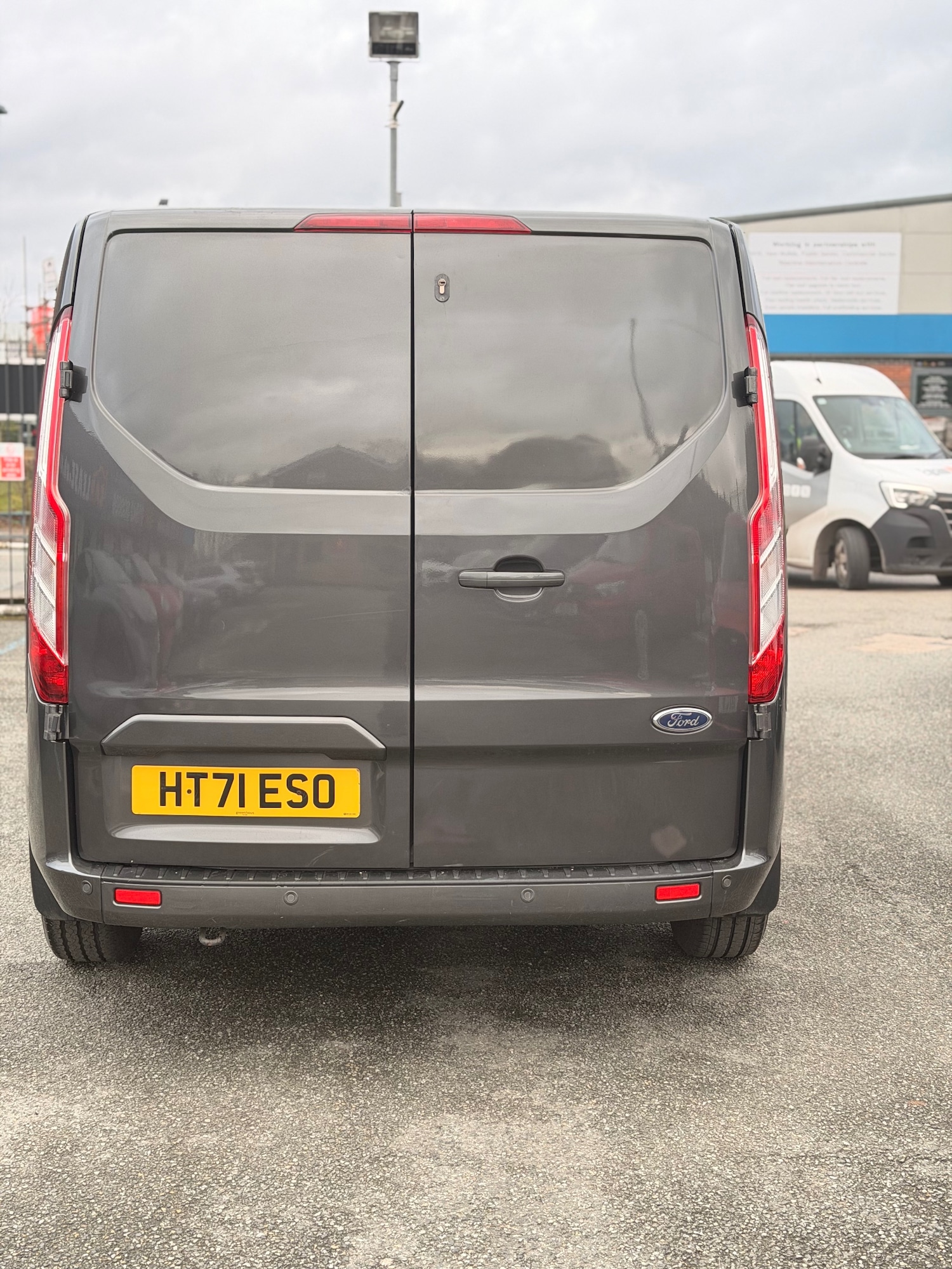 Used Ford Transit Custom 2021 for sale - 77300532: Photo 3