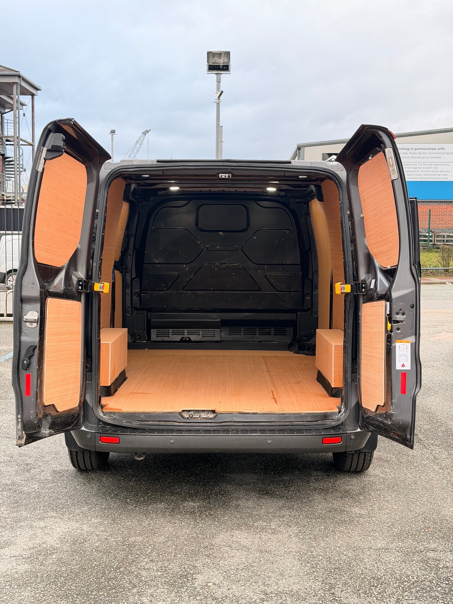 Used Ford Transit Custom 2021 for sale - 77300532: Photo 8