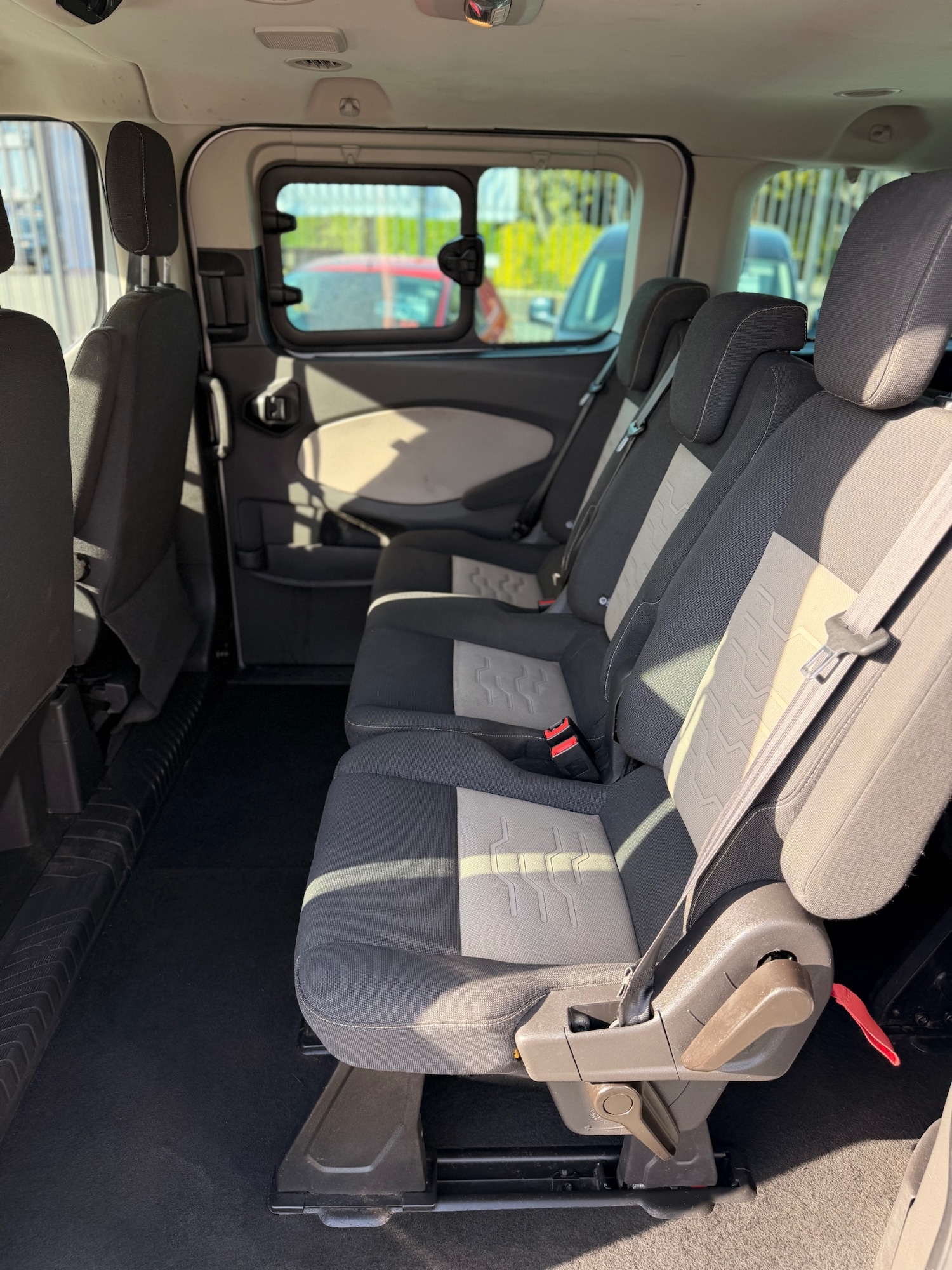 Used Ford Tourneo Custom 2015 for sale - 78183498: Photo 18